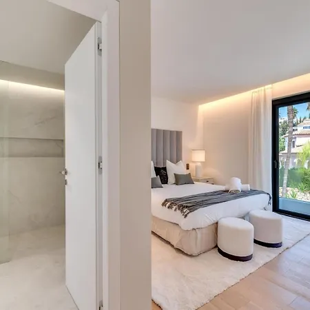 Luxury 5 Bed - Heated Pool Villa Marbella