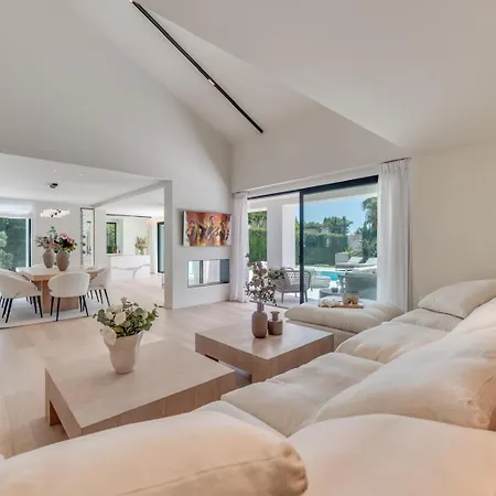 Luxury 5 Bed - Heated Pool * Marbella